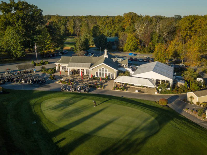 The Links at Challedon clubhouse, restaurant and event venue aerial view
